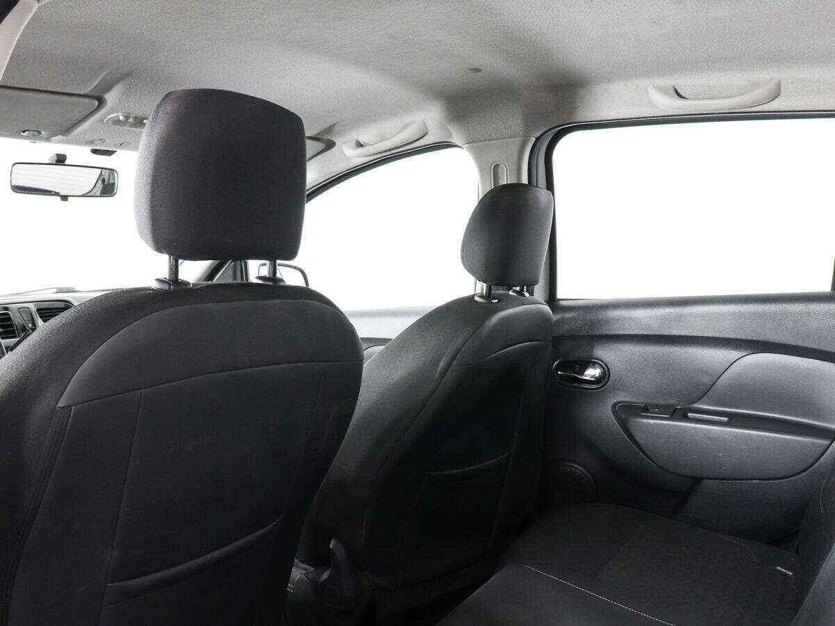 Б/У Рено Сандеро 2014 года. Фото: #11