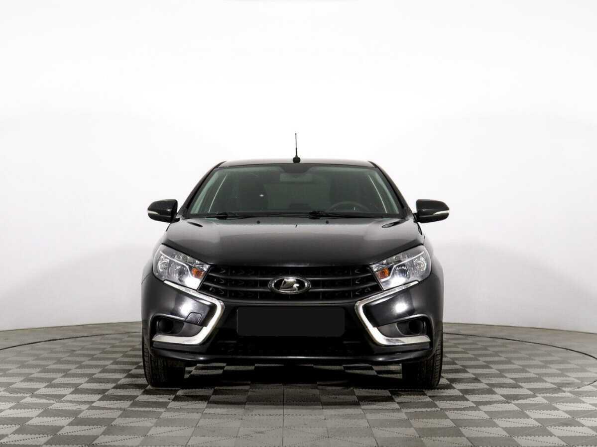 Б/У Лада (ВАЗ) Веста 2017 года. Фото: #1