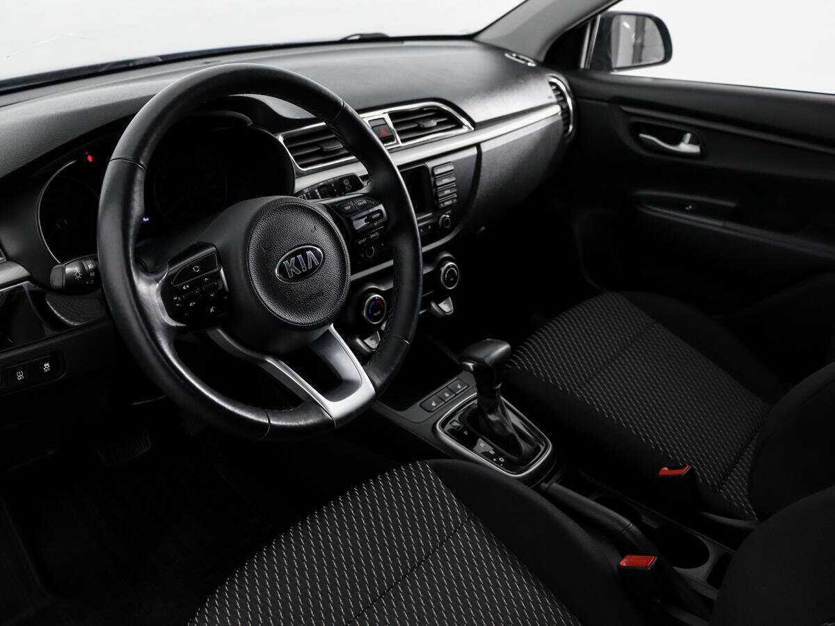 Б/У Киа Рио 2018 года. Фото: #10