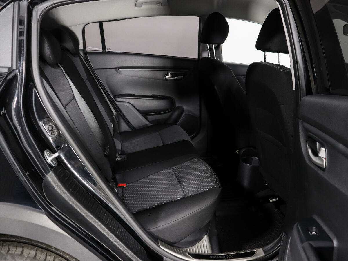 Б/У Киа Рио 2018 года. Фото: #11