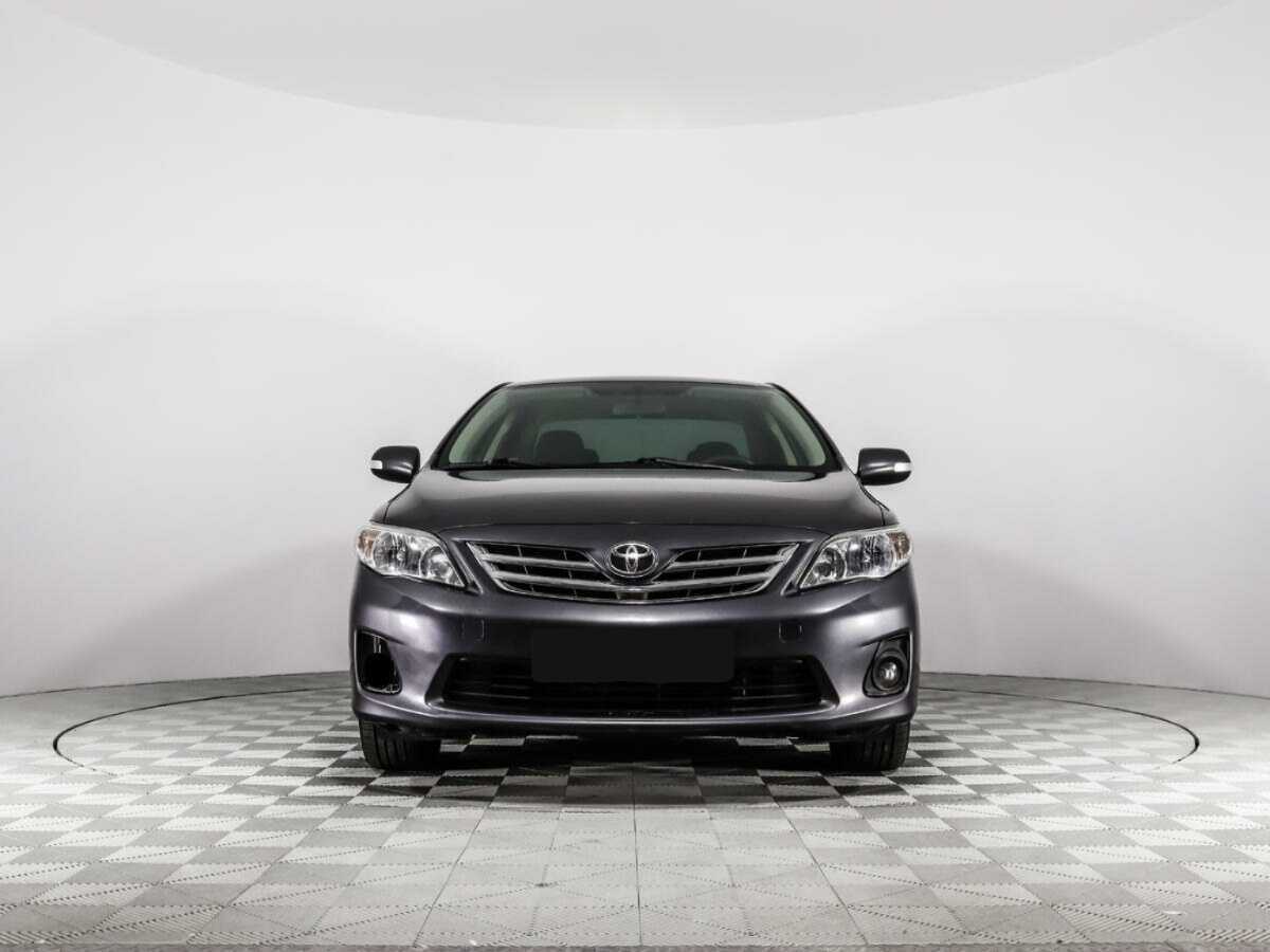 Б/У Тойота Королла 2012 года. Фото: #1