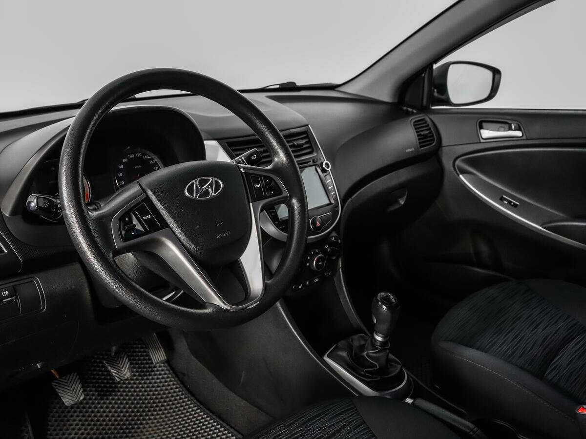 Б/У Хендай Солярис 2014 года. Фото: #8