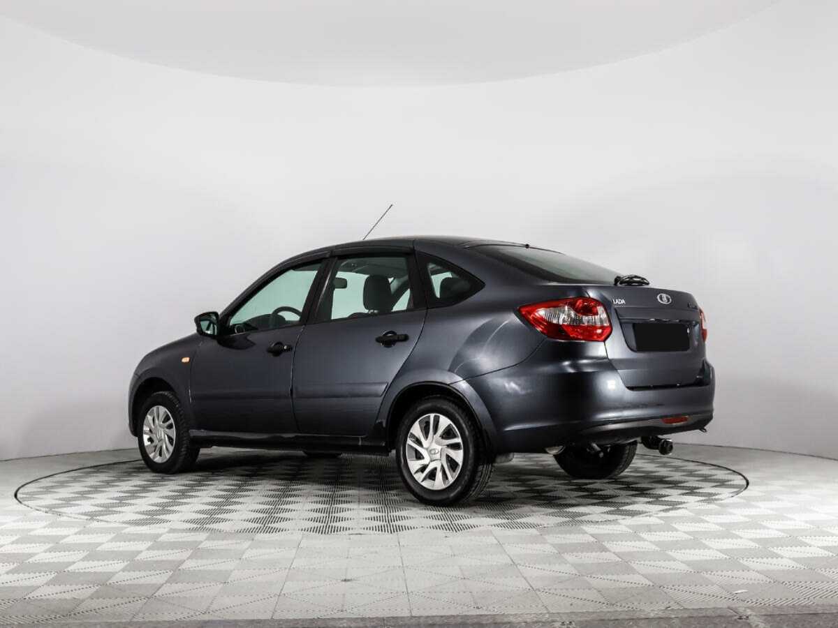 Б/У Лада (ВАЗ) Гранта 2015 года. Фото: #6