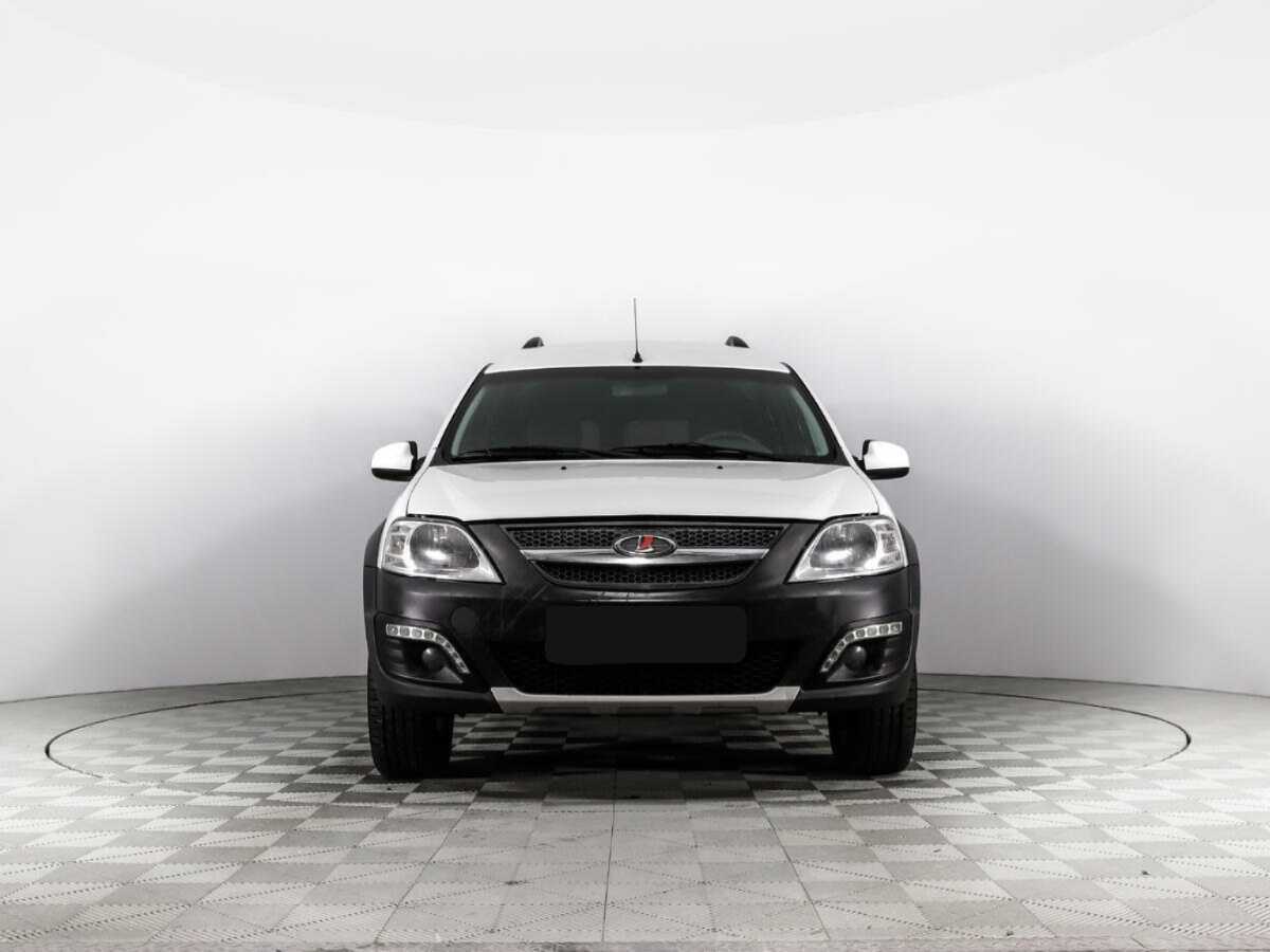 Б/У Лада (ВАЗ) Ларгус 2015 года. Фото: #1