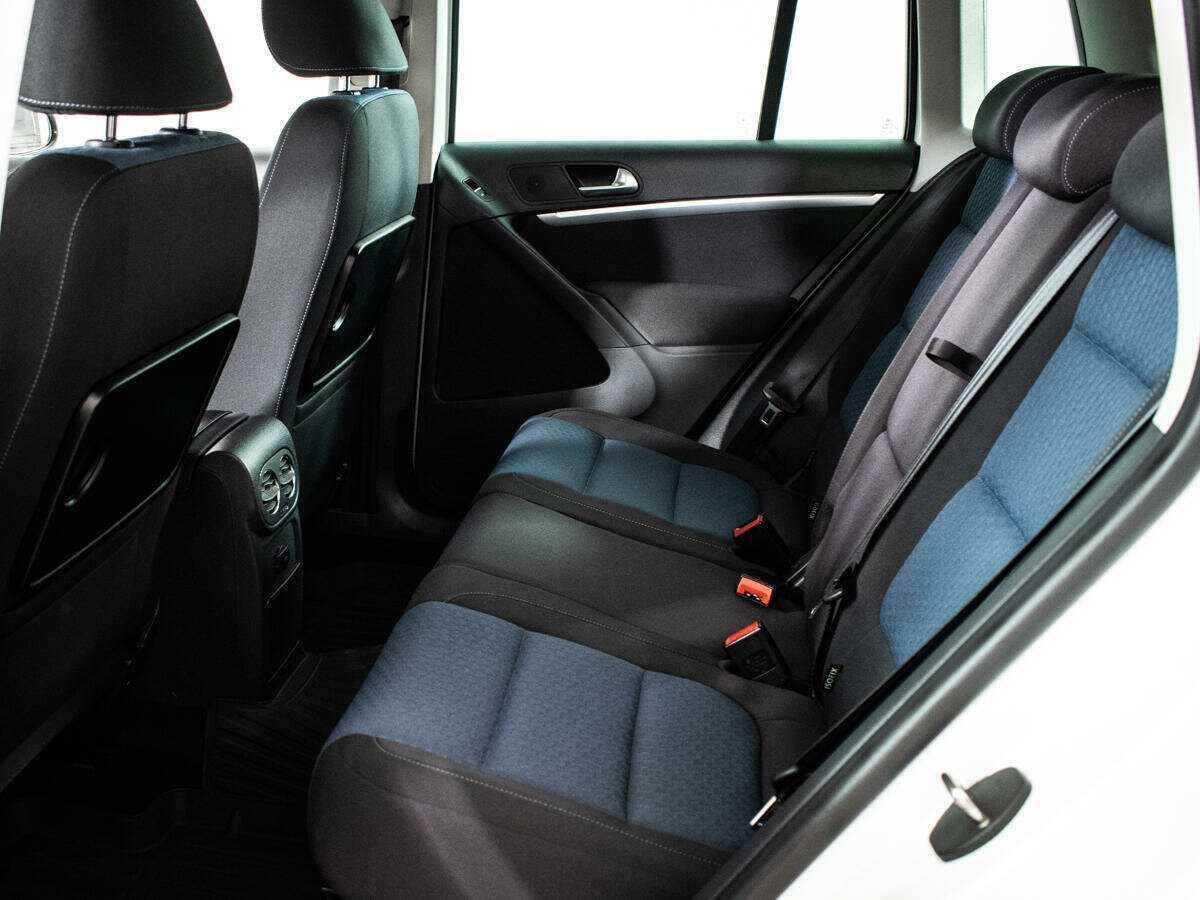 Б/У Фольксваген Тигуан 2013 года. Фото: #9