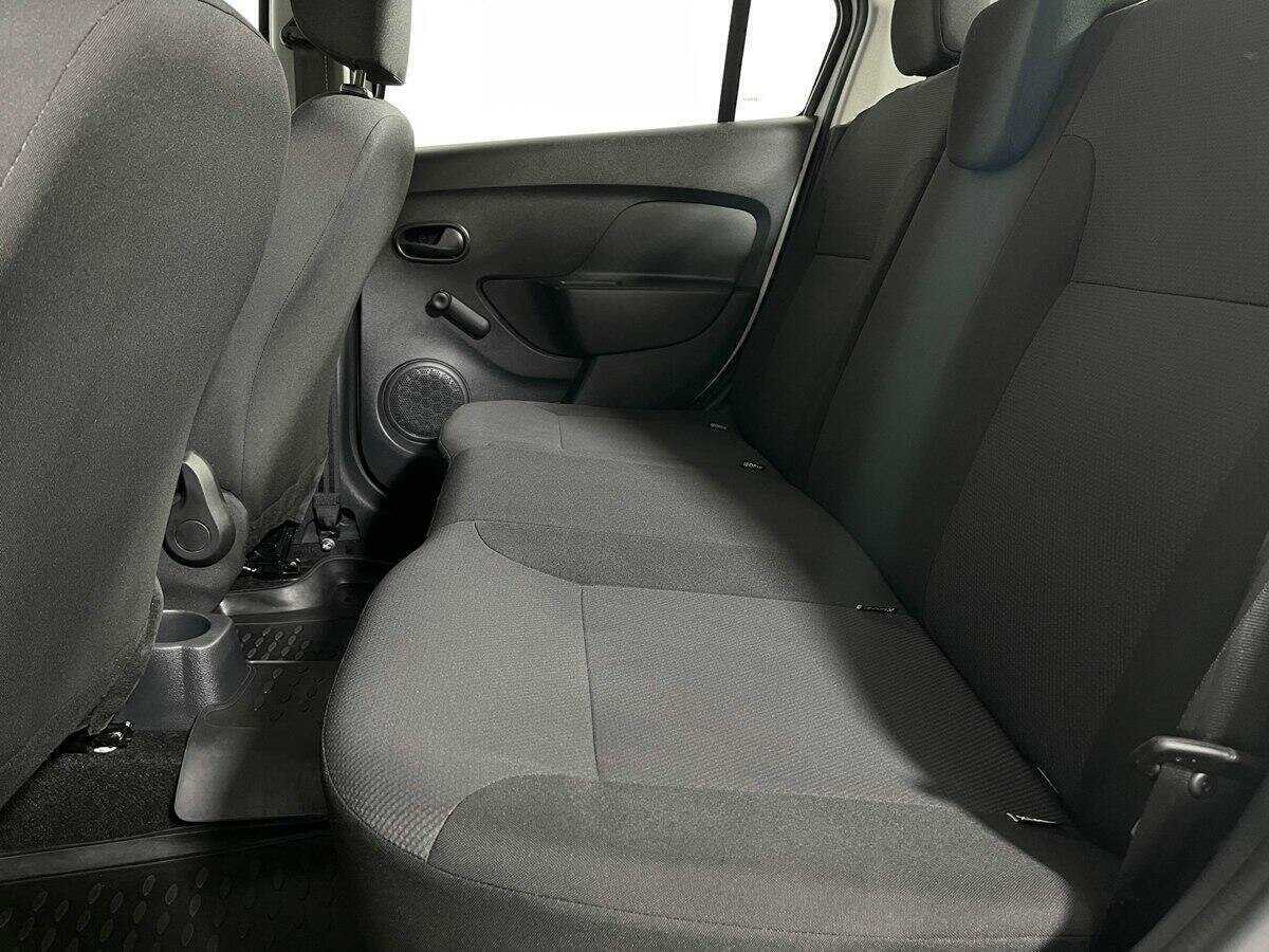 Б/У Рено Логан 2020 года. Фото: #8