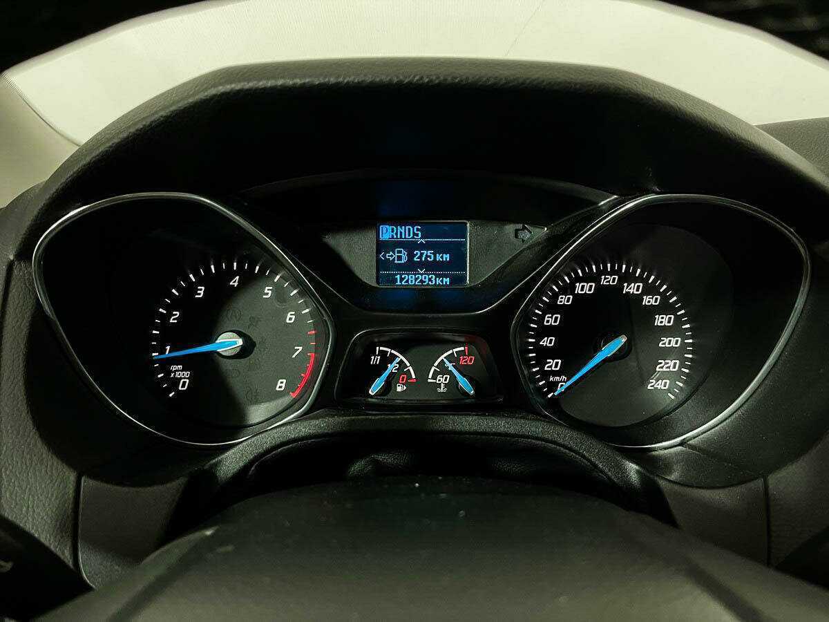 Б/У Форд Фокус 2015 года. Фото: #8