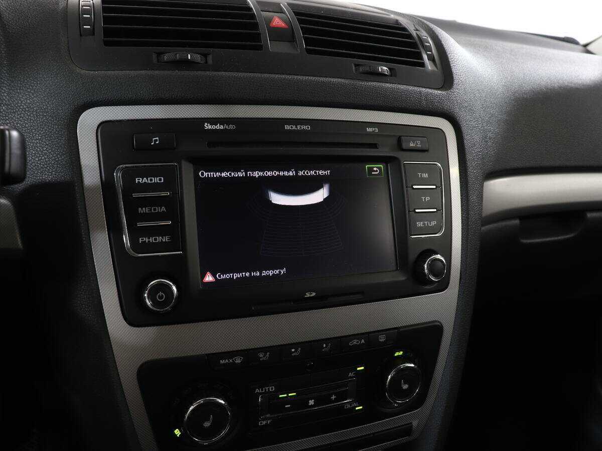 Б/У Шкода Октавия 2013 года. Фото: #19