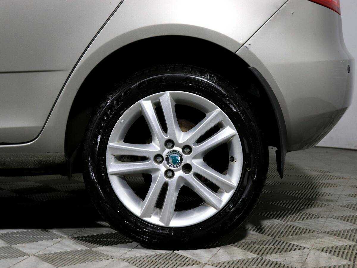 Б/У Шкода Фабия 2014 года. Фото: #14