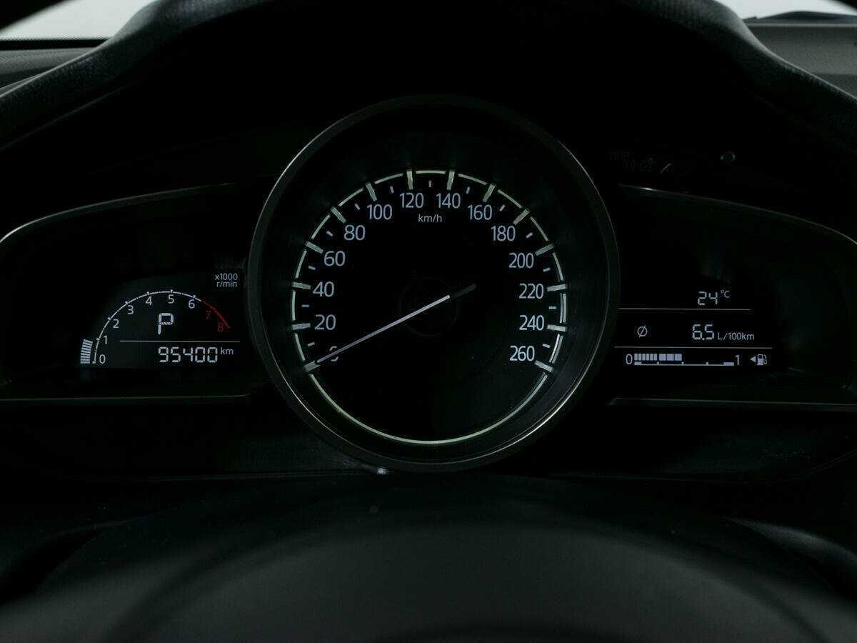 Б/У Мазда 3 2018 года. Фото: #9