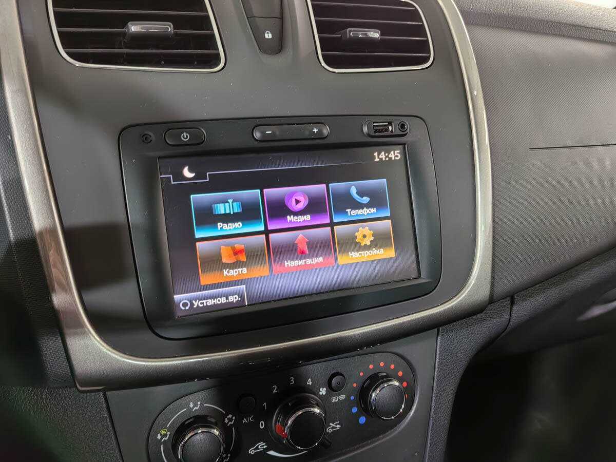 Б/У Рено Логан 2020 года. Фото: #16