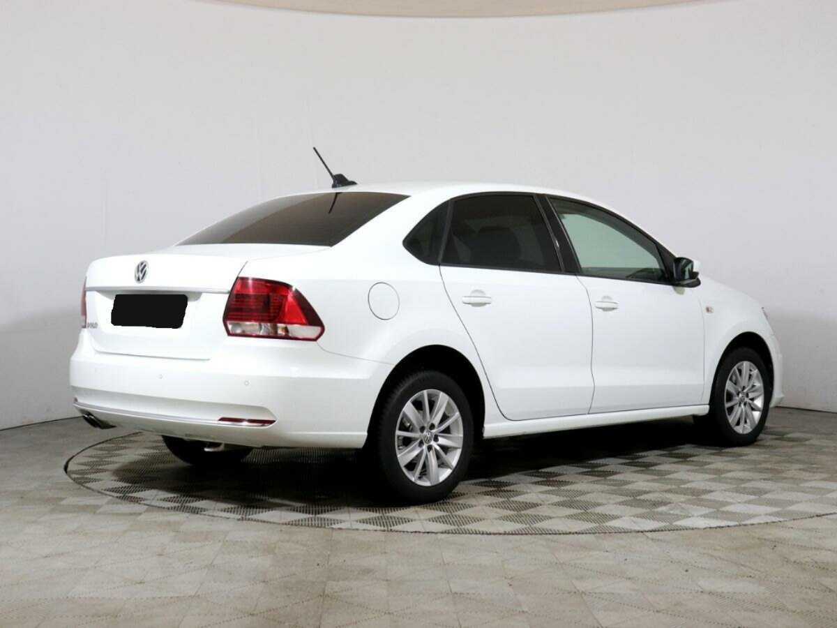 Б/У Фольксваген Поло 2017 года. Фото: #4