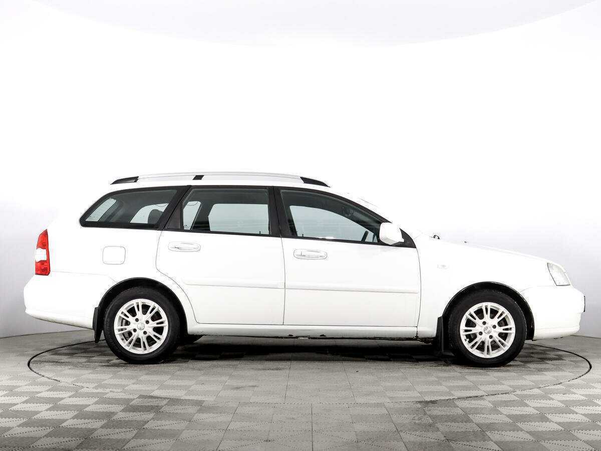 Б/У Шевроле Лачетти 2012 года. Фото: #3