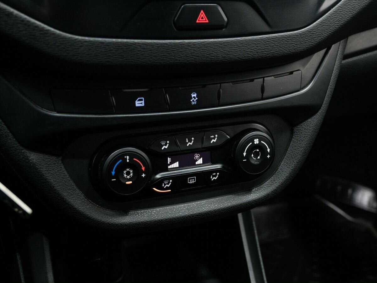 Б/У Лада (ВАЗ) Веста 2019 года. Фото: #18