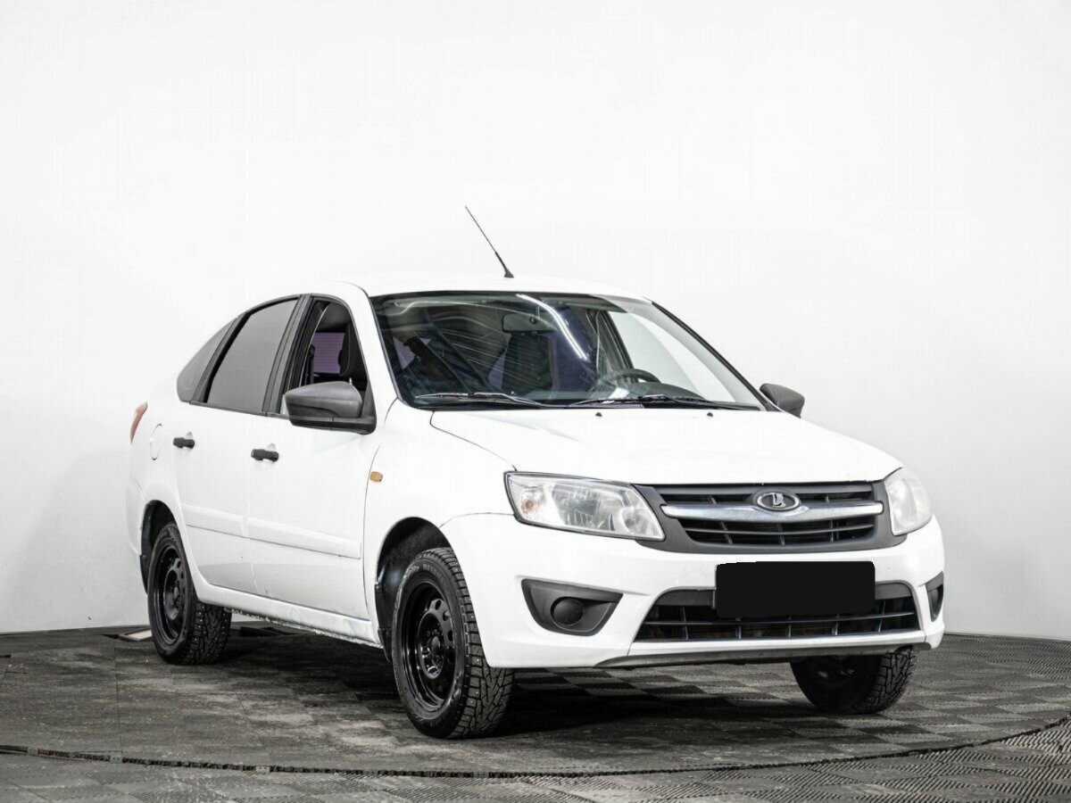 Б/У Лада (ВАЗ) Гранта 2014 года. Фото: #2