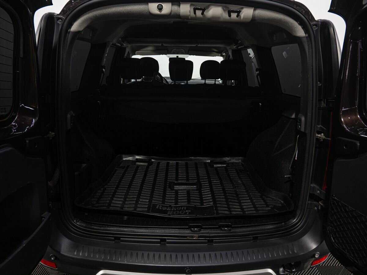 Б/У Лада (ВАЗ) Ларгус 2018 года. Фото: #18