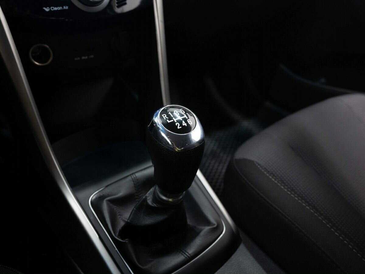 Б/У Хендай ай30 2013 года. Фото: #18