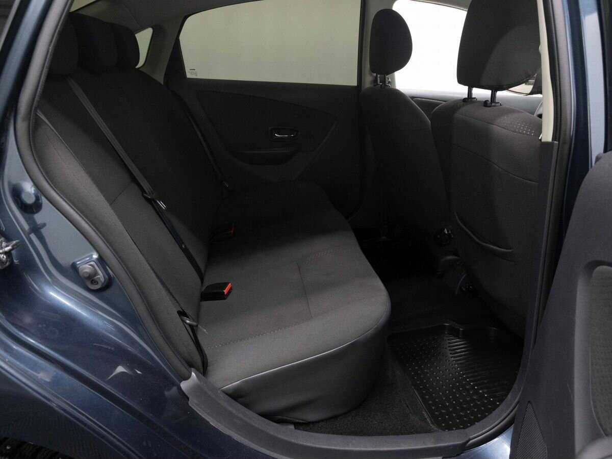 Б/У Ниссан Альмера 2013 года. Фото: #11