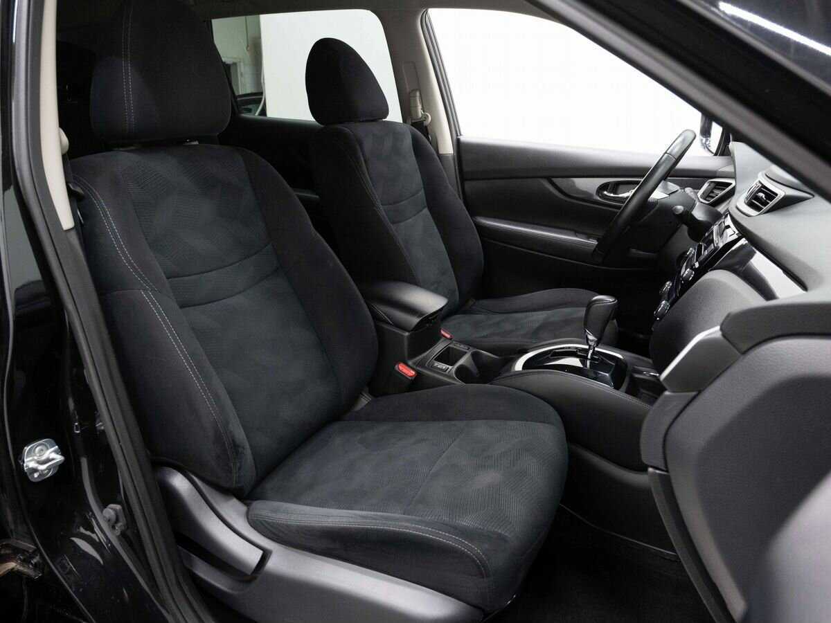 Б/У Ниссан Икс-Трейл 2016 года. Фото: #13