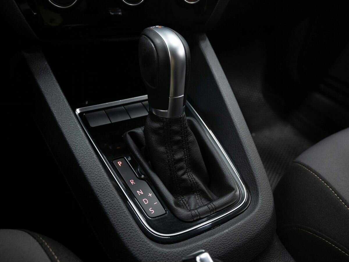 Б/У Фольксваген Джетта 2016 года. Фото: #20