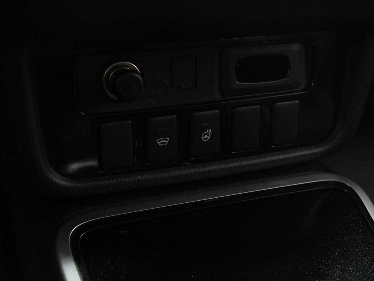 Б/У Митсубиши Оутлэндер 2017 года. Фото: #18