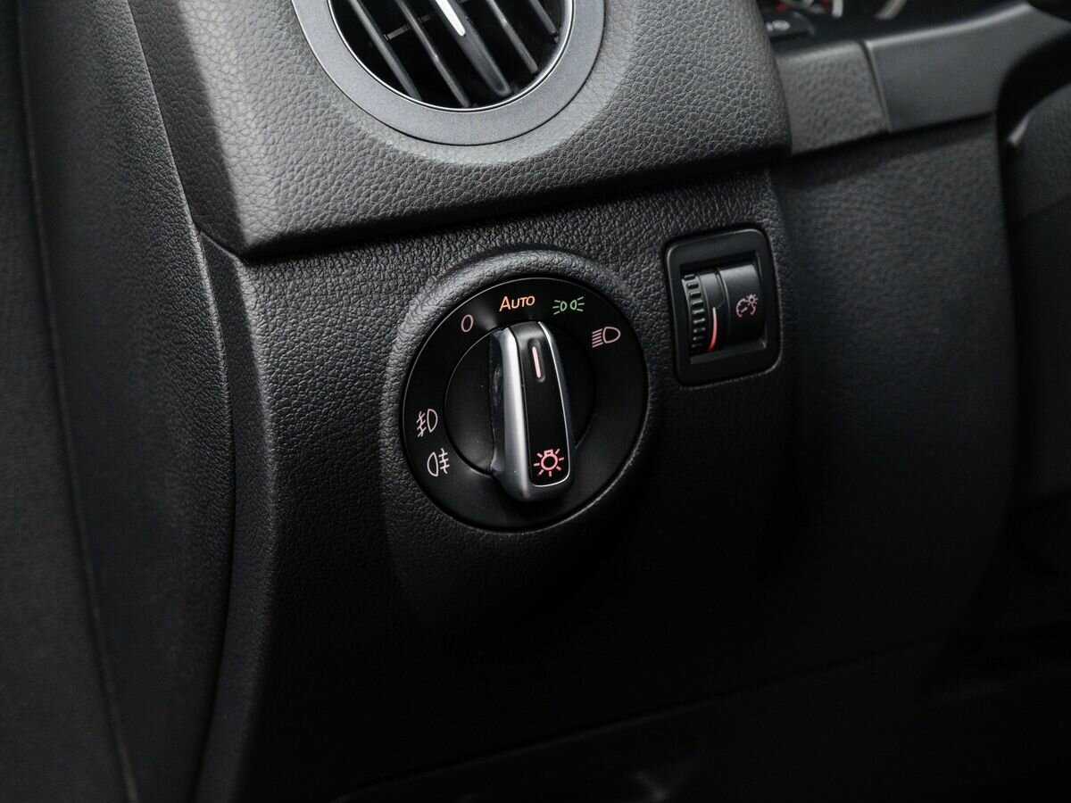 Б/У Фольксваген Тигуан 2013 года. Фото: #16