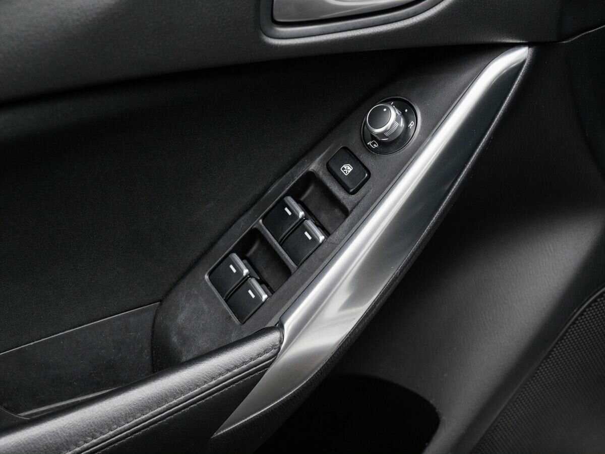 Б/У Мазда 6 2015 года. Фото: #13