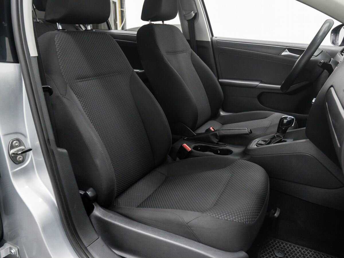 Б/У Фольксваген Джетта 2013 года. Фото: #8