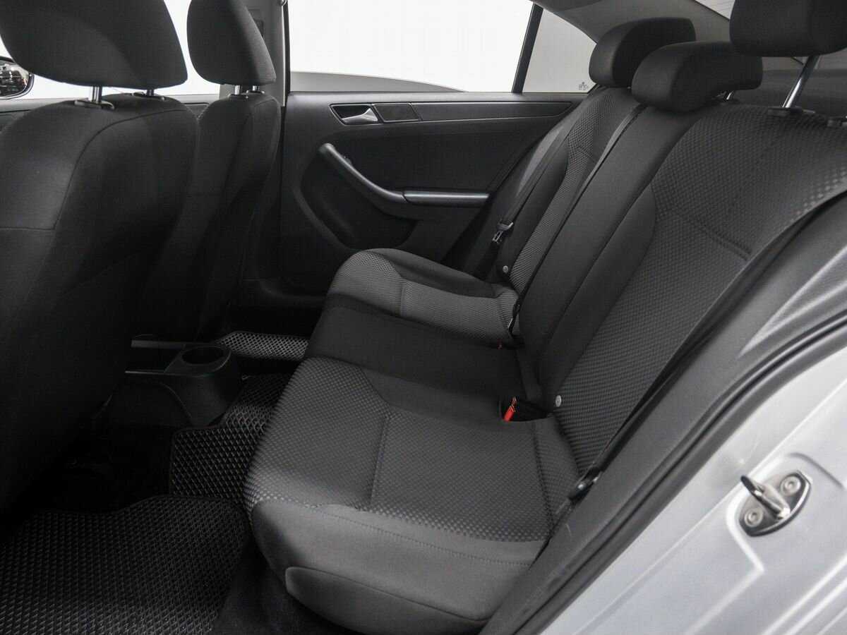 Б/У Фольксваген Джетта 2013 года. Фото: #11