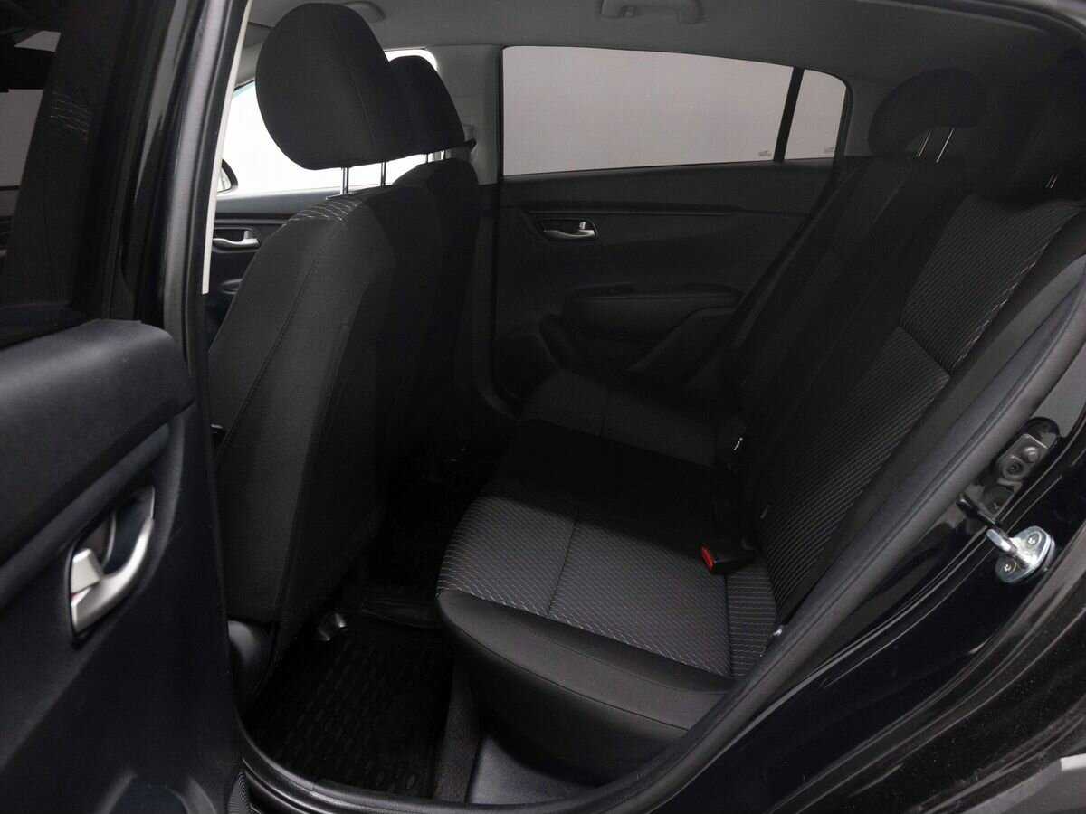 Б/У Киа Рио 2017 года. Фото: #9