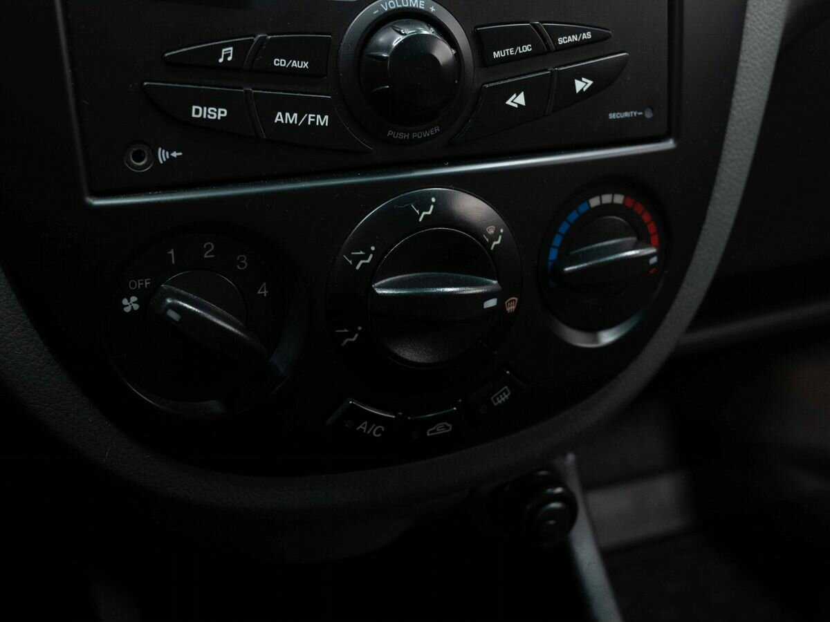 Б/У Дэу Гентра 2013 года. Фото: #18