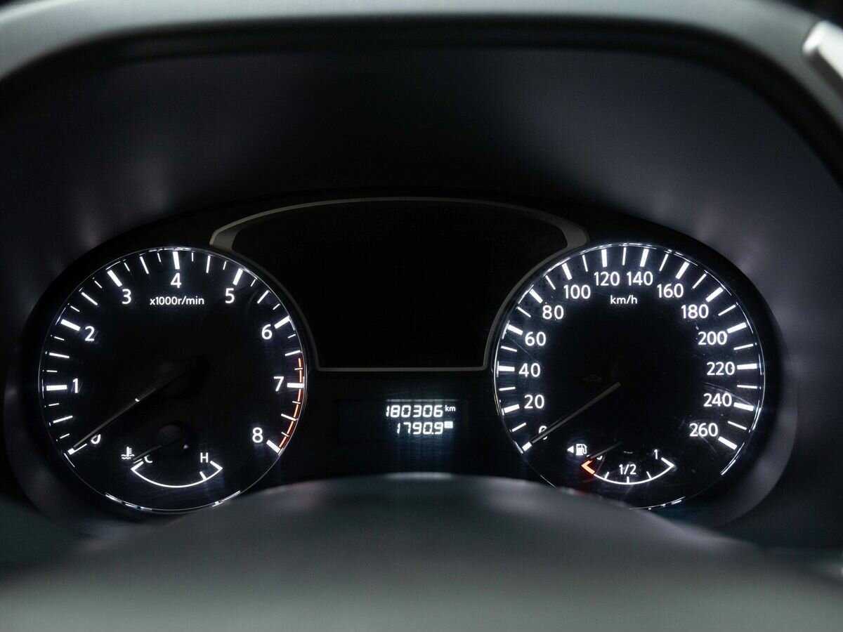 Б/У Ниссан Патфайндер 2014 года. Фото: #20