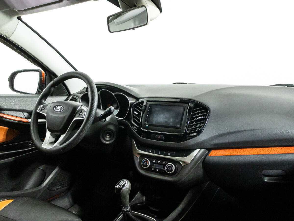 Б/У Лада (ВАЗ) Веста 2019 года. Фото: #8