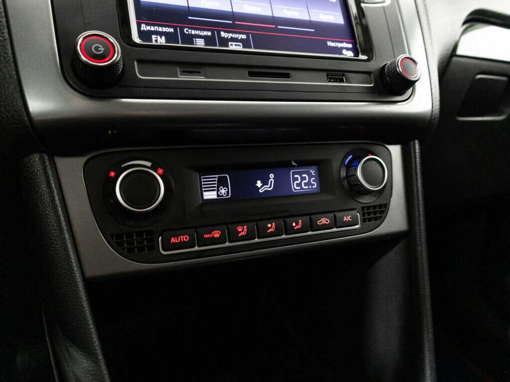 Б/У Фольксваген Поло 2018 года. Фото: #15