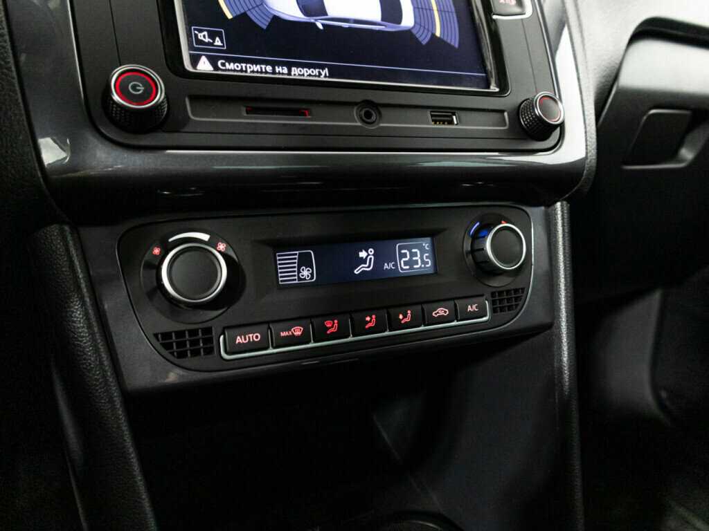 Б/У Фольксваген Поло 2018 года. Фото: #15