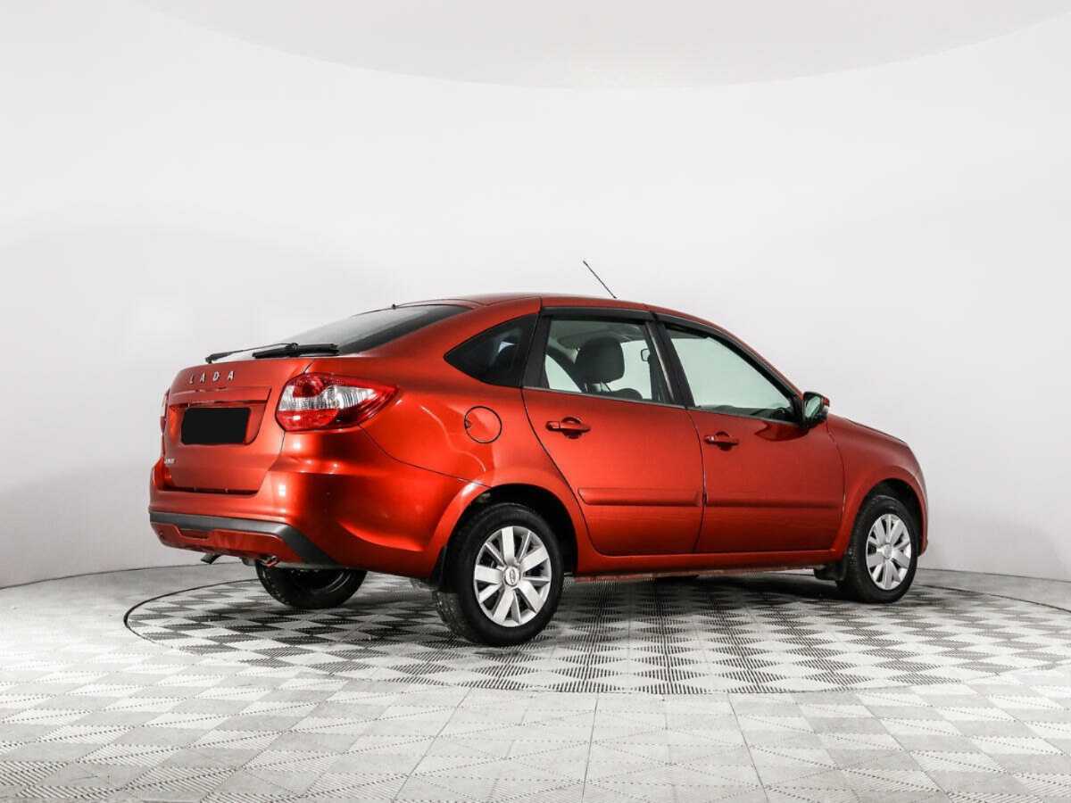 Б/У Лада (ВАЗ) Гранта 2021 года. Фото: #4