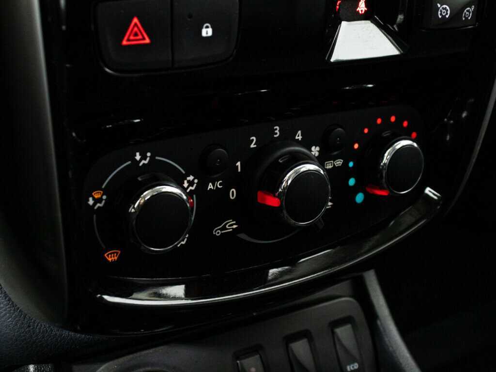 Б/У Ниссан Террано 2017 года. Фото: #16