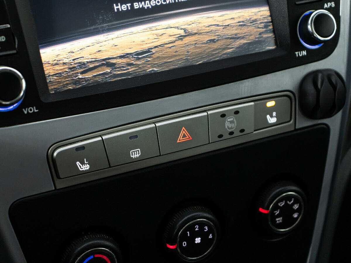 Б/У Джили Эмгранд Икс7 2015 года. Фото: #16