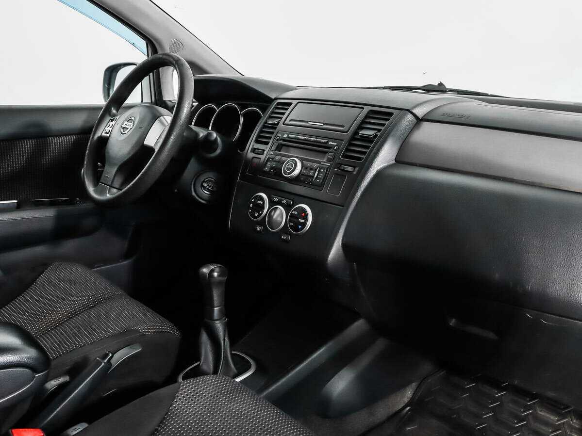 Б/У Ниссан Тиида 2012 года. Фото: #10