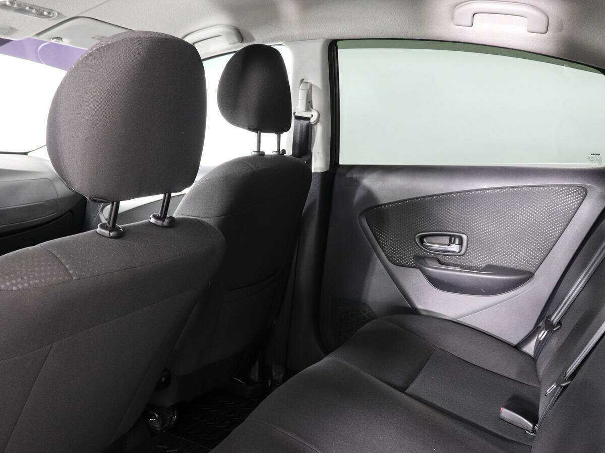 Б/У Ниссан Альмера 2013 года. Фото: #10