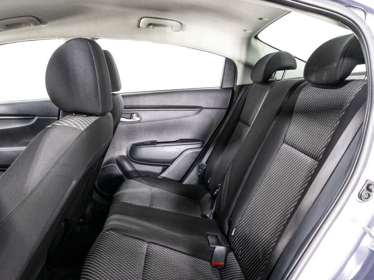 Б/У Киа Рио 2017 года. Фото: #10