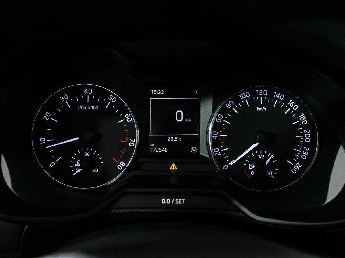 Б/У Шкода Октавия 2013 года. Фото: #11