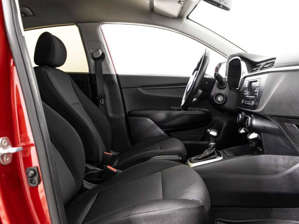 Б/У Киа Рио 2021 года. Фото: #22