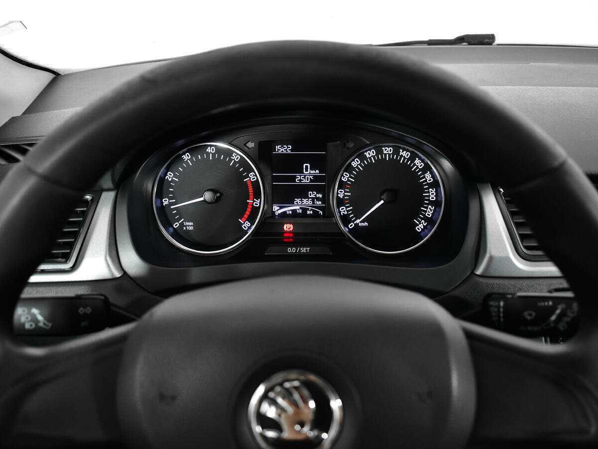 Б/У Шкода Рапид 2017 года. Фото: #10