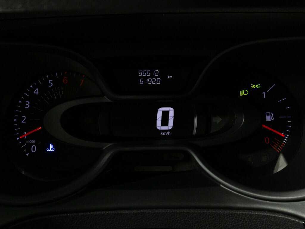 Б/У Рено Каптюр 2022 года. Фото: #11