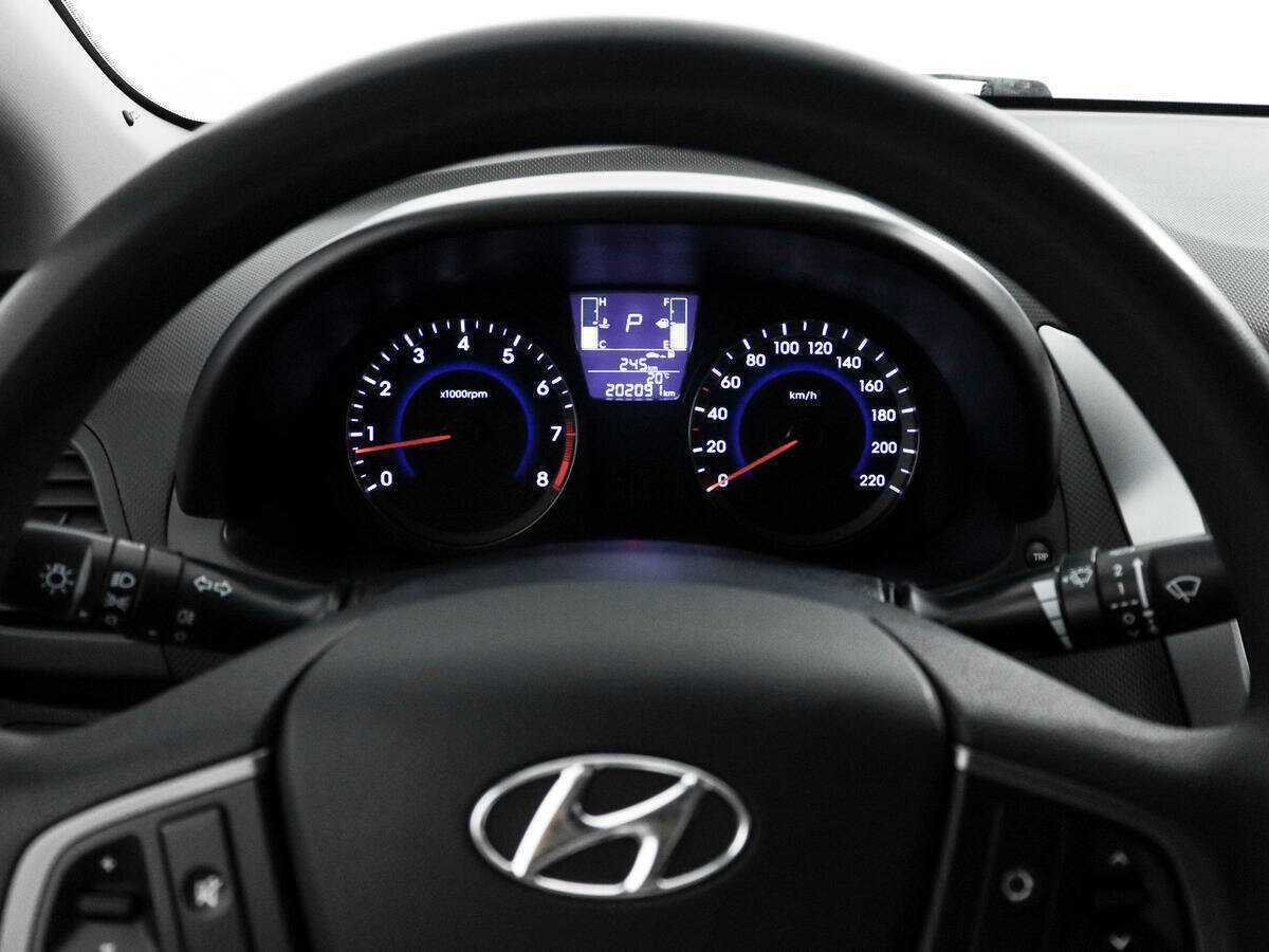 Б/У Хендай Солярис 2016 года. Фото: #14