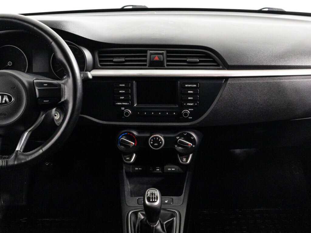 Б/У Киа Рио 2018 года. Фото: #13