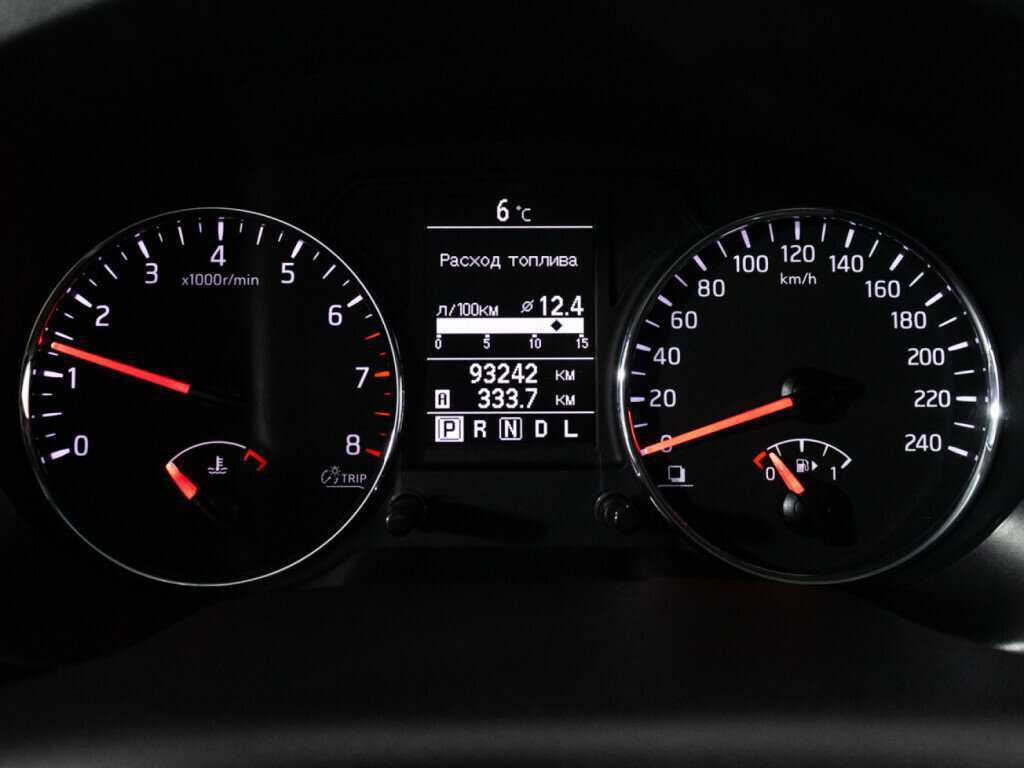 Б/У Ниссан Икс-Трейл 2014 года. Фото: #11