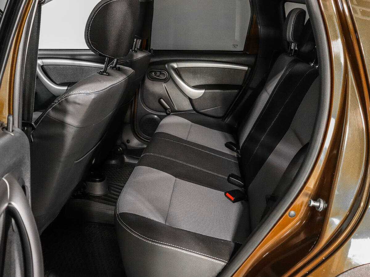 Б/У Рено Дастер 2013 года. Фото: #9