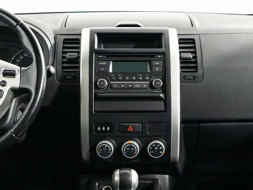 Б/У Ниссан Икс-Трейл 2013 года. Фото: #12